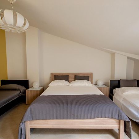 آتْشّي كاستيلّو La Scivola Rooms المظهر الخارجي الصورة