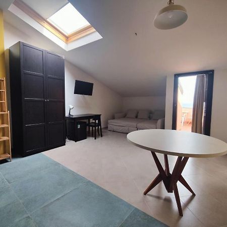 آتْشّي كاستيلّو La Scivola Rooms المظهر الخارجي الصورة